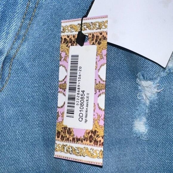 NWT BooHoo Blue Jeans Straight Leg Distressed Casual Everyday Women's Size 12 - Picture 2 of 5